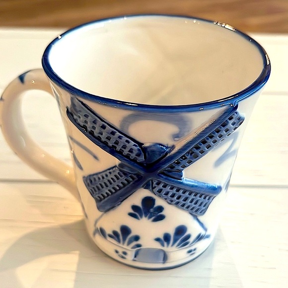 Delft Porcelain Windmill Mug - Picture 4 of 13